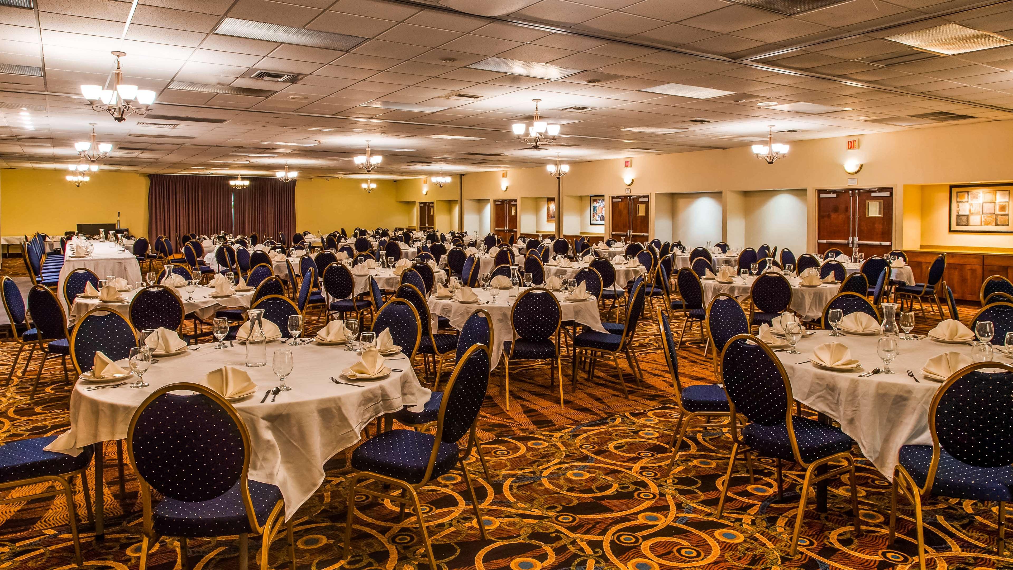 Rock Island Inn & Suites Marshalltown Eksteriør billede