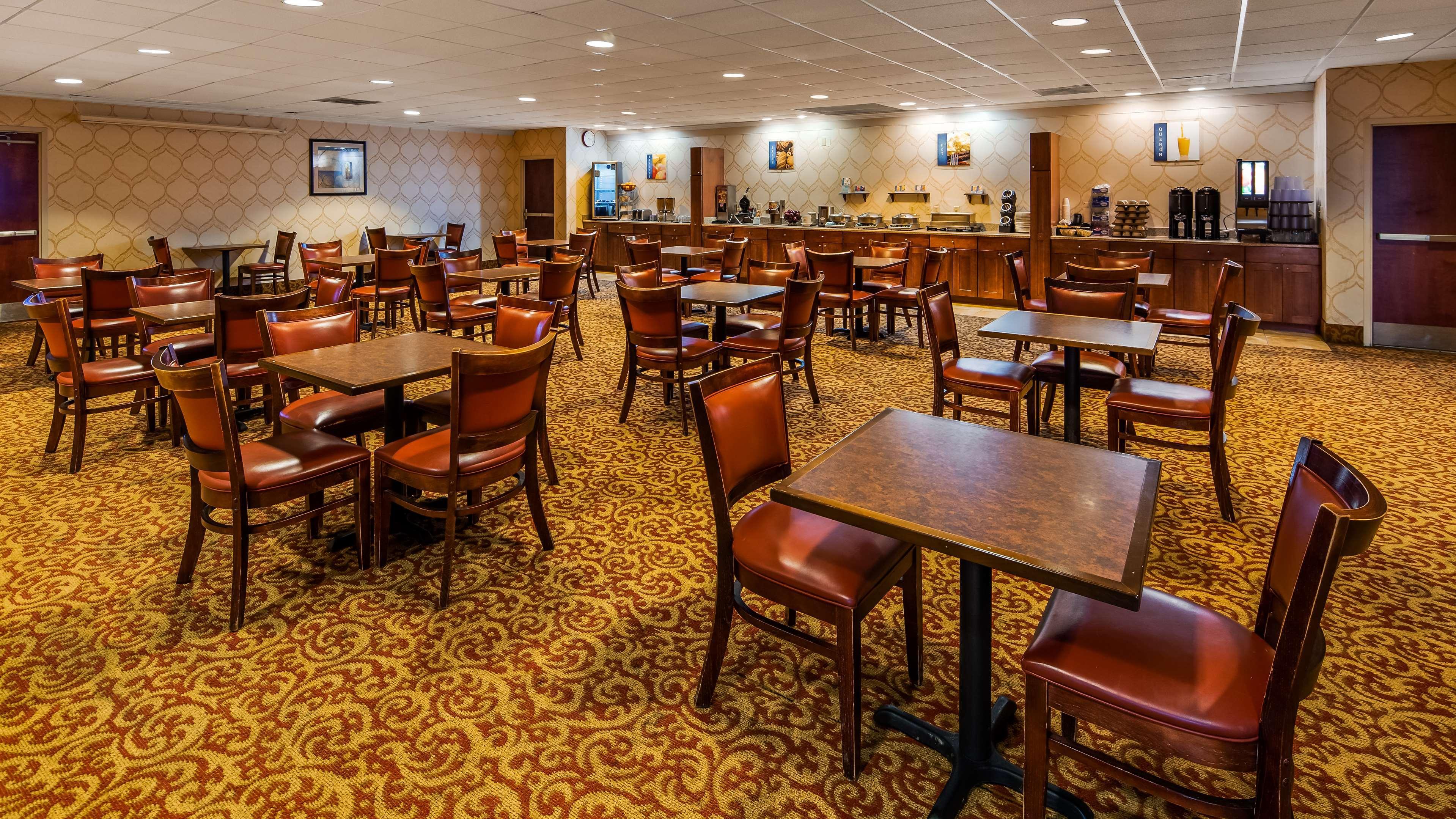 Rock Island Inn & Suites Marshalltown Eksteriør billede