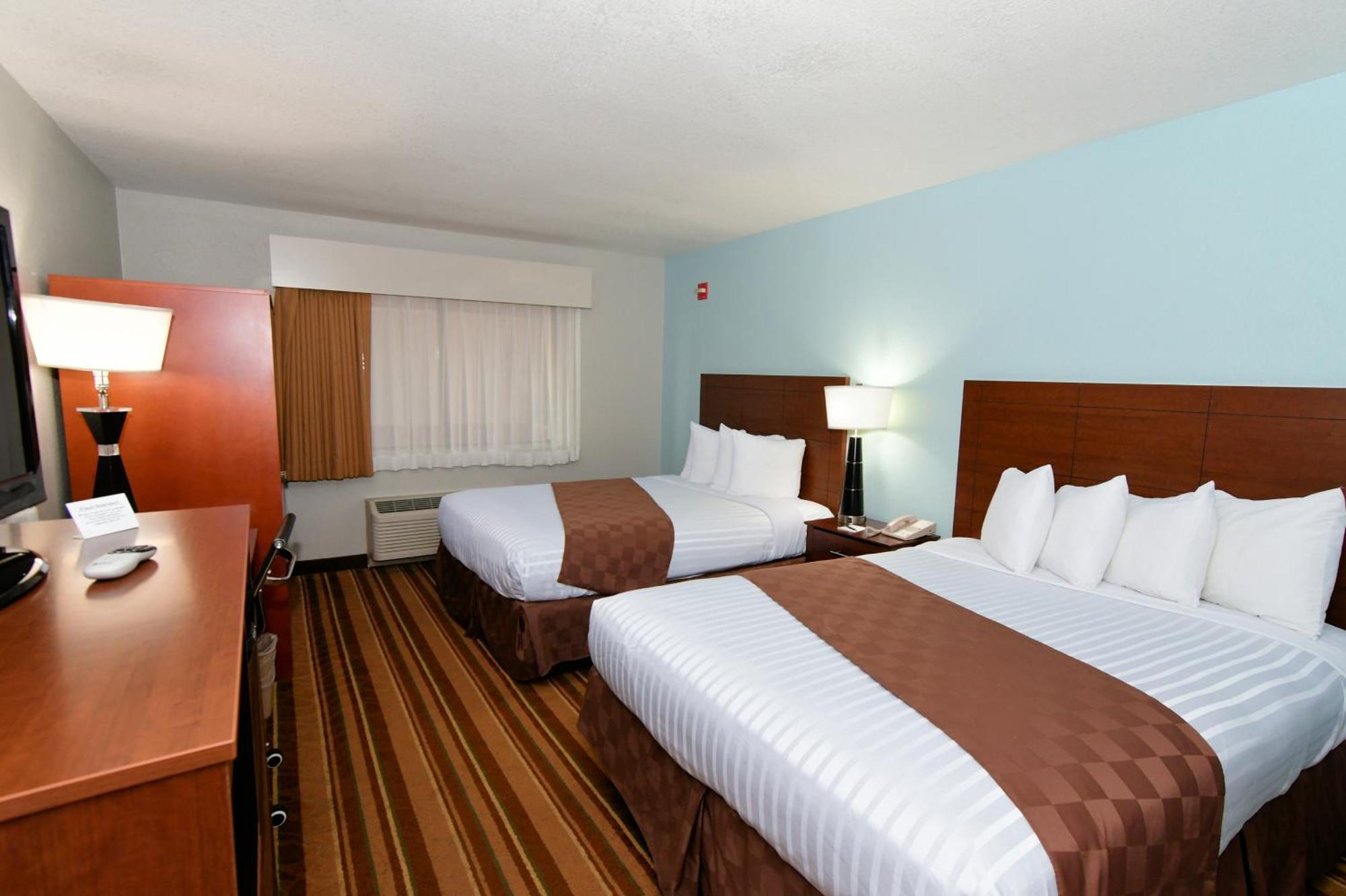 Rock Island Inn & Suites Marshalltown Eksteriør billede